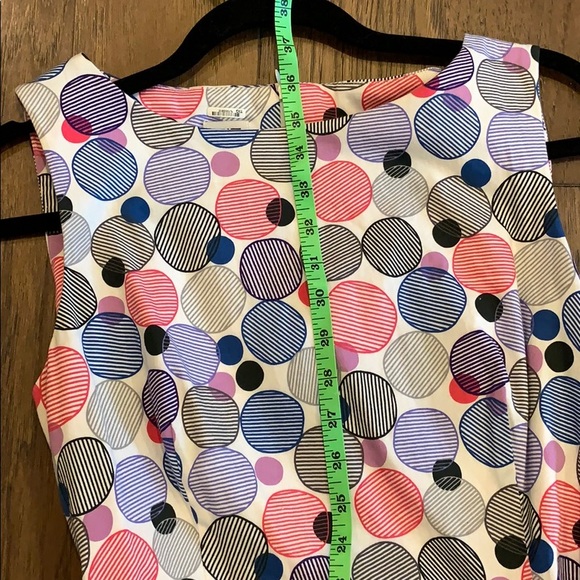 Dress - Picture 6 of 9